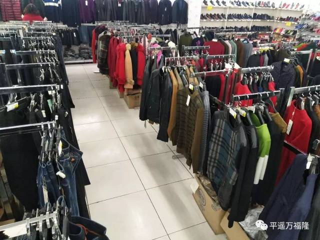 【萬福隆超市】迎新年，服裝鞋買三免一，超值優惠震撼來襲！